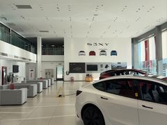 -TESLA 特斯拉(北京后沙峪特斯拉中心)