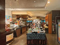 -岷山饭店-芝芝自助餐厅