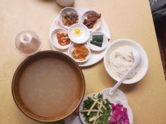 -桥香园云南过桥米线(金马碧鸡店)