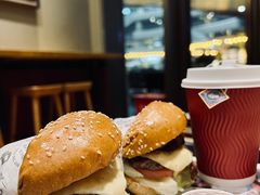 -The Habit Burger Grill 哈比特汉堡(爱琴海店)
