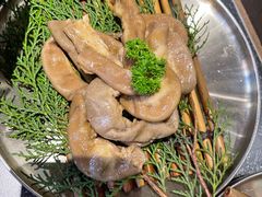-草家酱蟹炭火烤肉店(珲春南路二店)