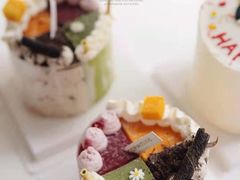 四拼冰激凌蛋糕-DOPAMINE多巴胺·甜品面包·生日蛋糕(国贸店)