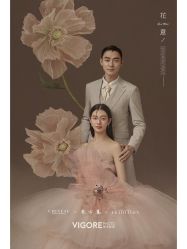 -雪中彩影婚纱摄影·微光艺术中心