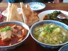 锅盔加辣子-蓝田九大碗民俗食府(蓝田店)