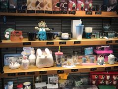 零售区-星巴克(上海南站店)