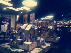 -西西弗书店&矢量咖啡(凯德晶萃广场店)