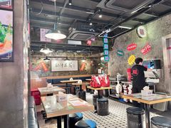 -肥汁米蘭香港米线(定西路店)
