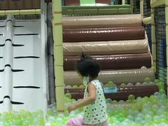 -反斗乐园(欢乐海岸店)