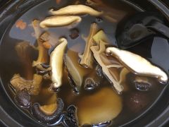 -十二舍·湯物素煮(江泰潤政店)