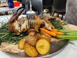 -MINI MARS KIDS CLUB亲子家庭中心(长宁天山店)