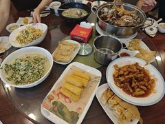 -今鲜源酒店·海鲜锅贴青岛菜(新湛路店)