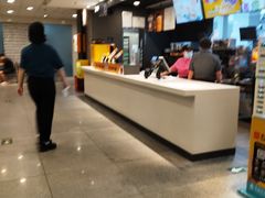 -麦当劳(火车北站餐厅)