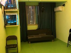-VR间客漫虚拟现实体验馆(汉街店)