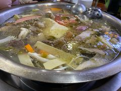 -泸州酸菜豆花火锅川师店