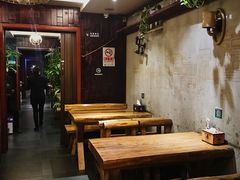卡座-万记麻辣烫国展总店