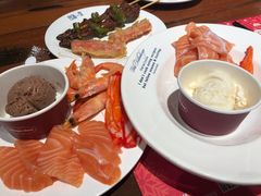 -四海一家自助餐(益田假日广场店)