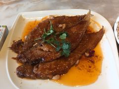 小媳妇鱼-小鱼儿海鲜港(新村十区店)