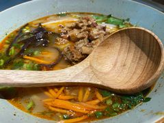 -百春原湖南牛肉粉(百联世纪店)