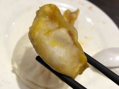 鲜肉锅贴-共和春(甘泉路店)