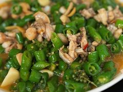 尖椒牛蛙-瑞丽活螃蟹(芒市店)