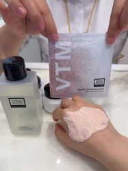 -奥伦纳素Erno Laszlo