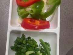 -锅飘飘·东北铁锅炖(雨花客厅店)