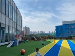 -爱威盛亲子俱乐部·纽约国际早托中心