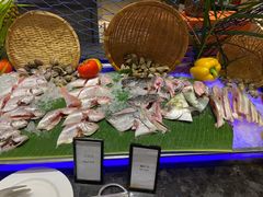 -亚龙湾希尔顿自助餐厅·海鲜·烧烤·沙滩BBQ·现场乐队