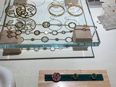 -LADY FAFA(巨鹿路陕西南路路口店)