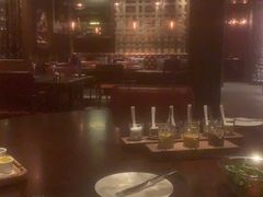 -恰餐厅及酒吧 CHAR Bar & Grill (北京丽都皇冠假日店)