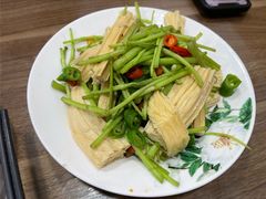 黎蒿炒腐竹-江西饭店(黄浦区店)