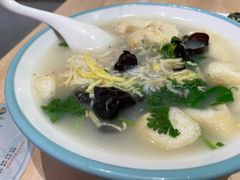 油豆腐百叶包粉丝汤-小杨生煎(湟普汇店)