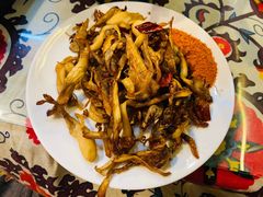 炸菌子-勺子米线·云南传统小吃市集(四方街店)