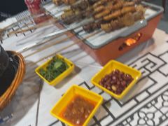 -云晓光头烧烤吧(盛夏店)