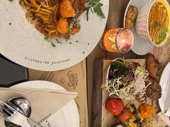 -Mark&Mars Restaurant