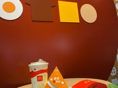 -麦当劳(番禺陈头岗越秀星瀚分店)