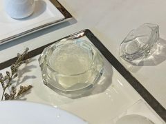 -燕庭·纯燕窝·甜品下午茶(南京西路店)