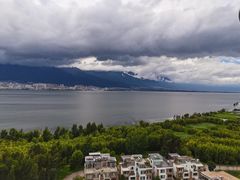 -大理洱海龙湾假日酒店