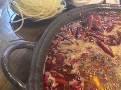 -黄潇洒老火锅(九眼桥宏济巷店)