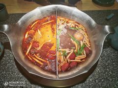 -湊湊火锅·茶憩(郑州绿地新都会店)