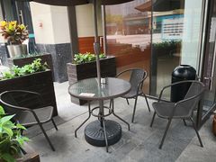 露天位-幸运咖(公园茂直营店)