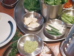 -陇璟烧肉酒场(友谊阳光城店)
