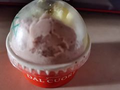 草莓鲜奶-Dal Cuore 达可芮冰淇淋(陕西北路店)