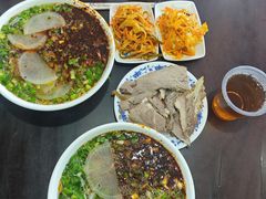 -吾穆勒蓬灰牛肉面·清真(北滨河中路店)
