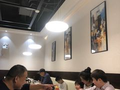 -煲王粤菜餐厅(中侨中心店)