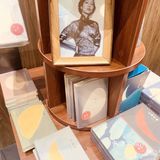 打卡钟书阁，在里面待不过10分钟就出来了