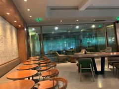 大堂-星巴克臻选(南京艾尚天地店)