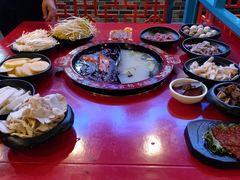 -重庆巴九门老火锅(阳朔店)