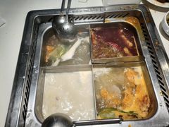 -海底捞火锅(威高广场店)