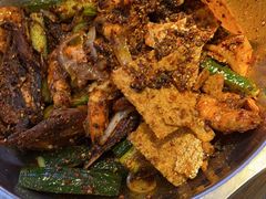 -嘎嘎鸭下巴·爆辣干锅(明教寺店)